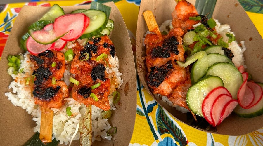 Aplaya Kitchen & Tiki Bar